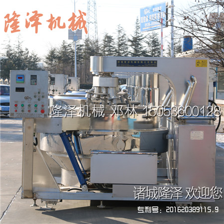 美味的菌汤火锅底料如何做 用什么炒料机可以省力